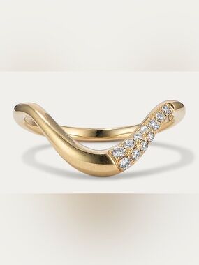 Asymmetrical Diamond Contour Band